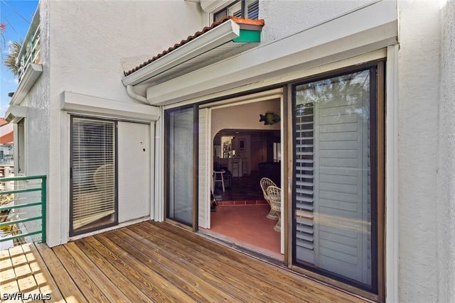 2294 Anchorage LN B, Naples, FL 34104