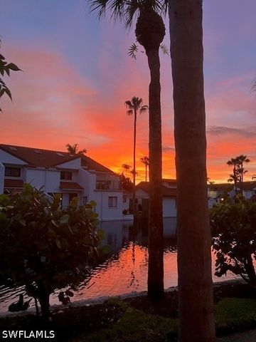 2294 Anchorage LN B, Naples, FL 34104