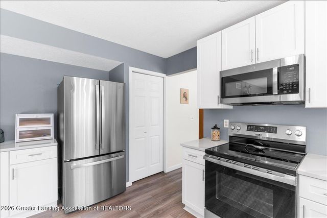 12410 Sea Pines Drive, Dewitt, MI 48820