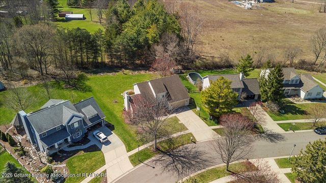 12410 Sea Pines Drive, Dewitt, MI 48820