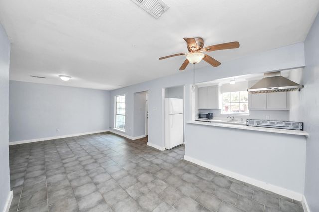 3232 Scotch Moss Lane, La Porte, TX 77571