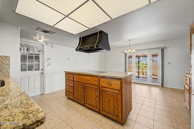 5618 W BELMONT Avenue, Glendale, AZ 85301