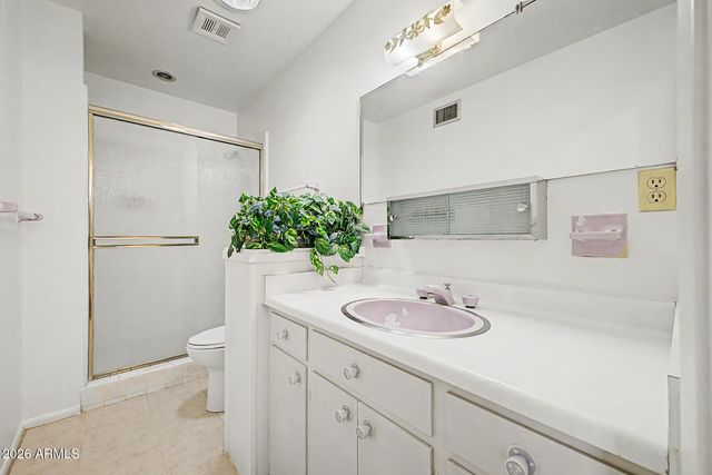 5618 W BELMONT Avenue, Glendale, AZ 85301