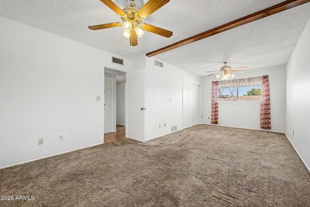 5618 W BELMONT Avenue, Glendale, AZ 85301