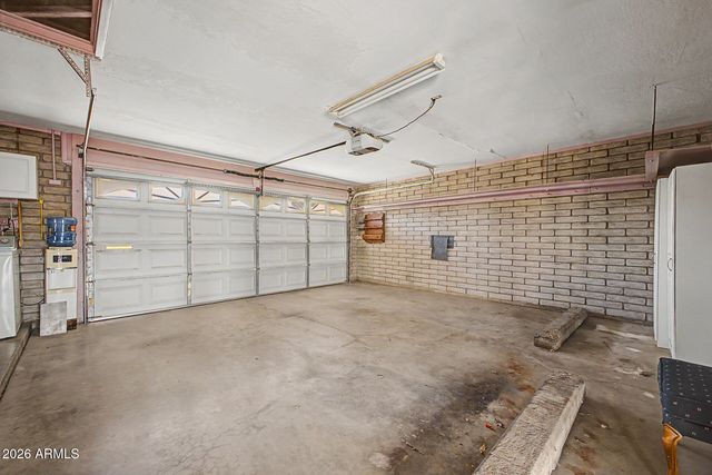 5618 W BELMONT Avenue, Glendale, AZ 85301