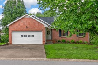 3430 Poplar Hl, Clarksville, TN 37043