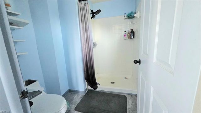 145 Alaric DR, Hampton, VA 23664