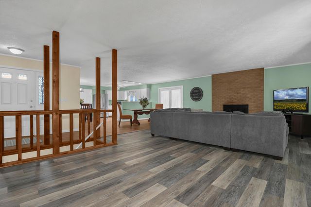 1060 S Watkins Road, Alexandria, OH 43001