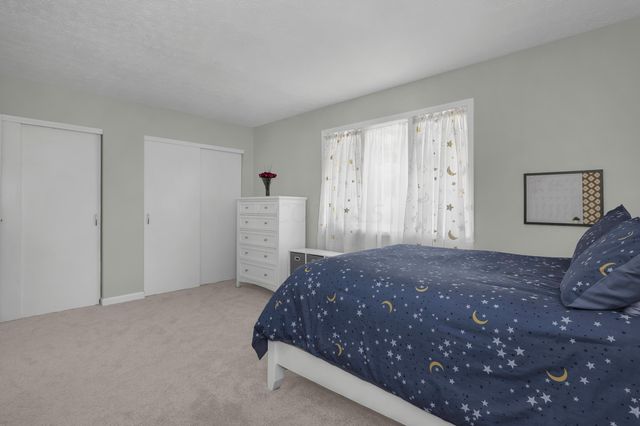 1060 S Watkins Road, Alexandria, OH 43001