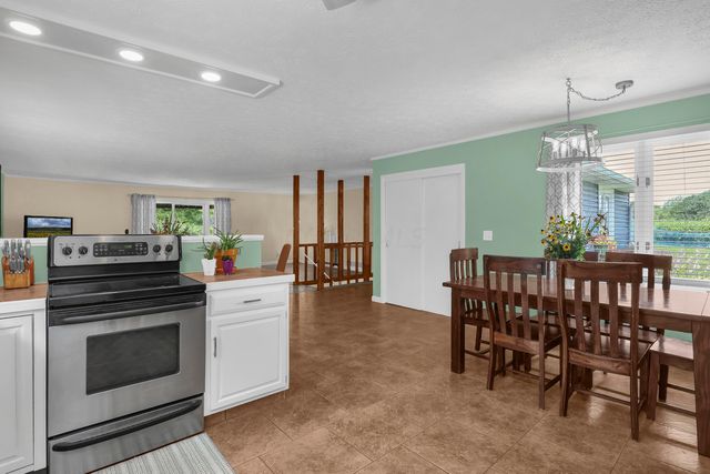 1060 S Watkins Road, Alexandria, OH 43001