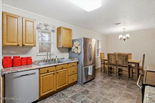 176 Will Stutely Drive, Brandon, MS 39042