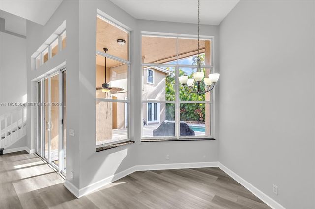 558 NW 118th Ave, Coral Springs, FL 33071