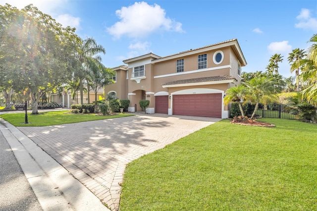 558 NW 118th Ave, Coral Springs, FL 33071