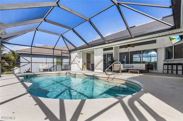 609 Macedonia DR, Punta Gorda, FL 33950