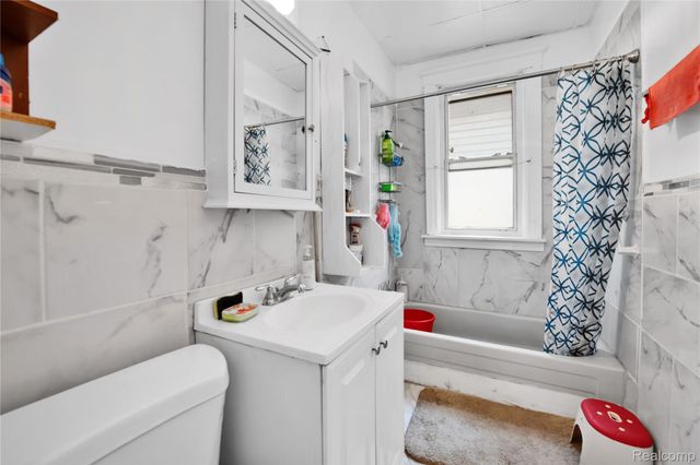 3368 Evaline Street, Hamtramck, MI 48212