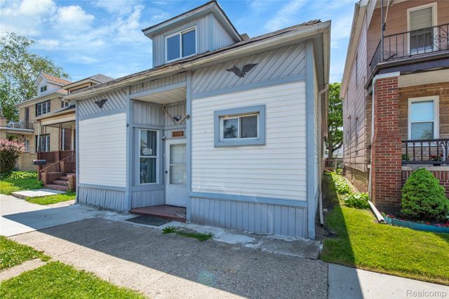 3368 Evaline Street, Hamtramck, MI 48212