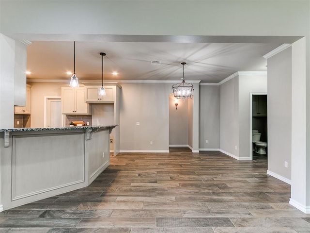 616 Kearny Lane, Yukon, OK 73099
