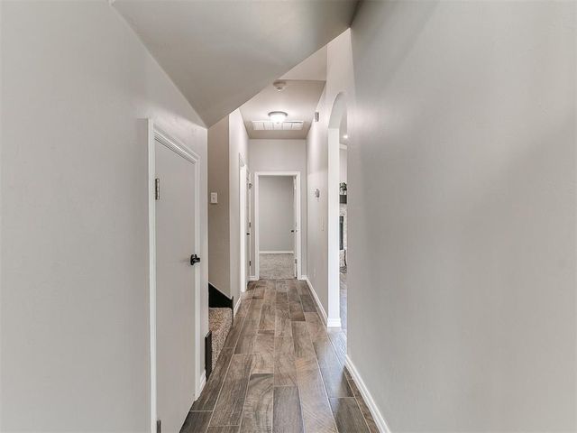 616 Kearny Lane, Yukon, OK 73099