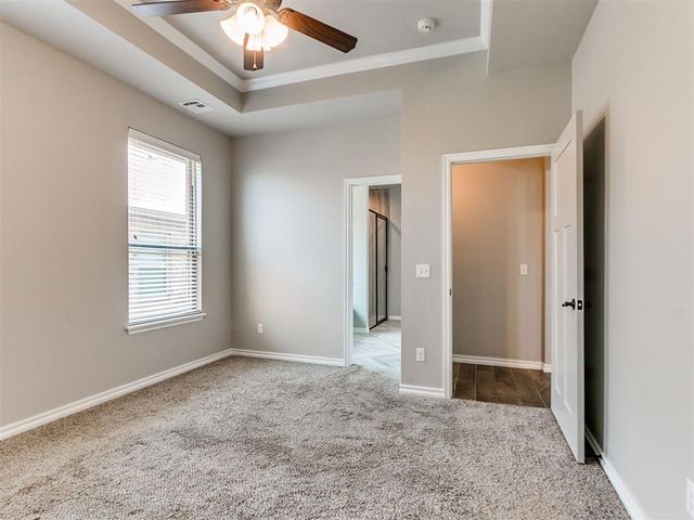 616 Kearny Lane, Yukon, OK 73099