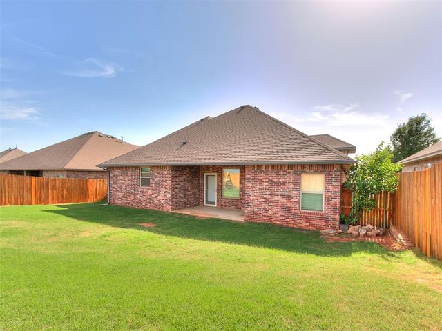 616 Kearny Lane, Yukon, OK 73099