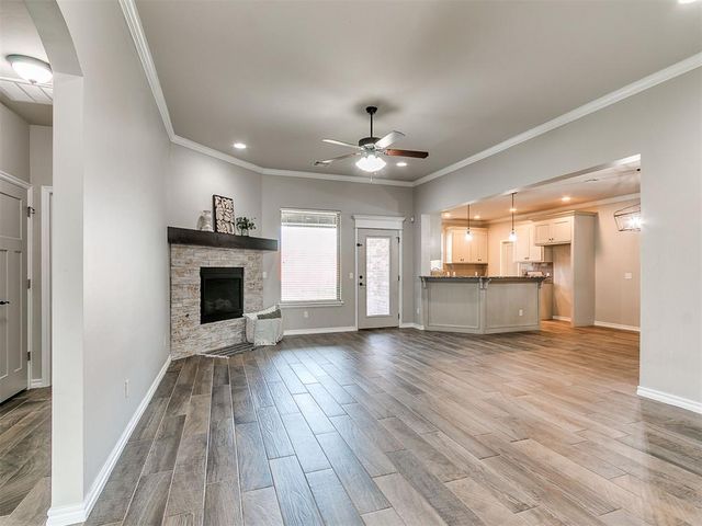 616 Kearny Lane, Yukon, OK 73099