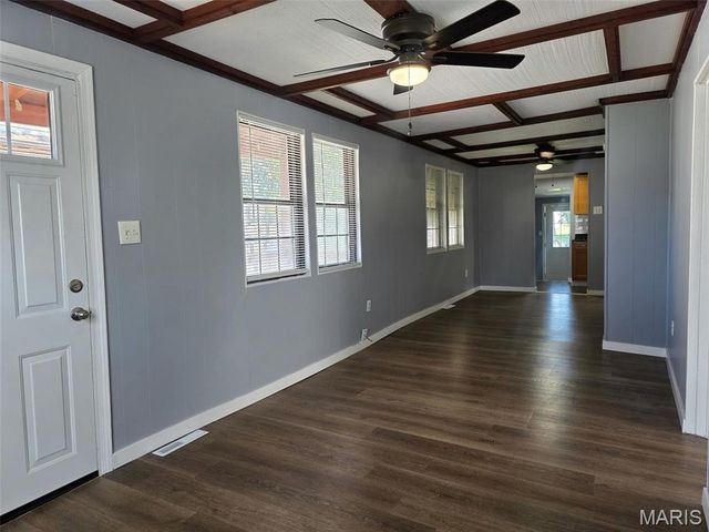 2211 E 24th Street, Granite City, IL 62040