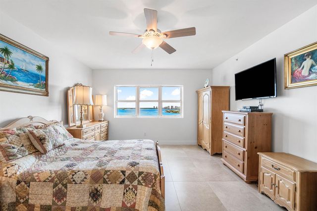 2650 Lake Shore Drive 1705, Riviera Beach, FL 33404