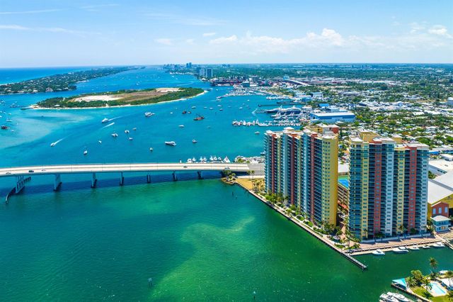 2650 Lake Shore Drive 1705, Riviera Beach, FL 33404