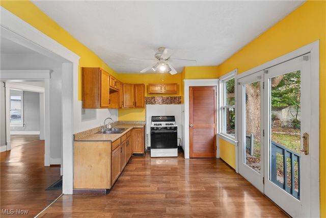 2329 Winfield Way NE, Canton, OH 44705