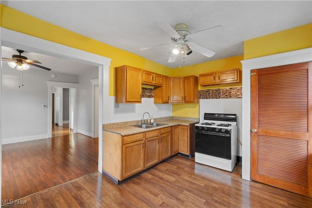 2329 Winfield Way NE, Canton, OH 44705