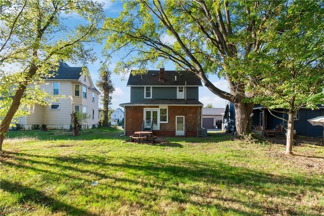 2329 Winfield Way NE, Canton, OH 44705