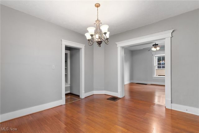 2329 Winfield Way NE, Canton, OH 44705