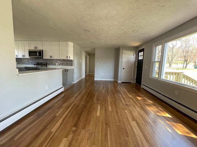 50 Lionel Ave, Fitchburg, MA 01420