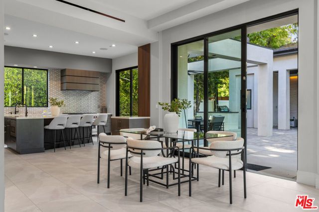 17401 Rancho Street, Encino (los Angeles), CA 91316