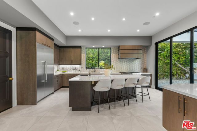 17401 Rancho Street, Encino (los Angeles), CA 91316