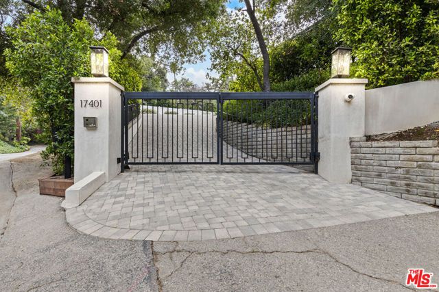 17401 Rancho Street, Encino (los Angeles), CA 91316