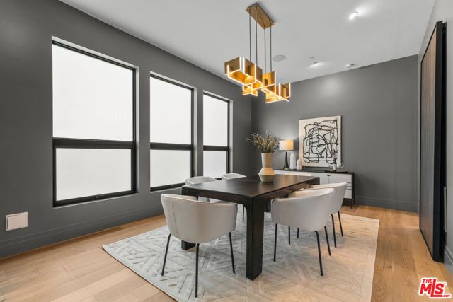 17401 Rancho Street, Encino (los Angeles), CA 91316