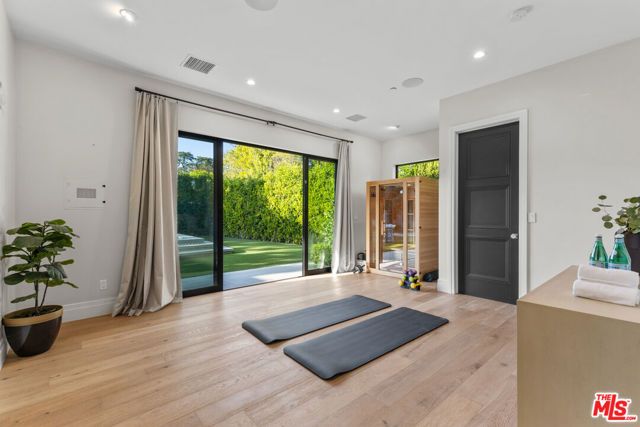 17401 Rancho Street, Encino (los Angeles), CA 91316