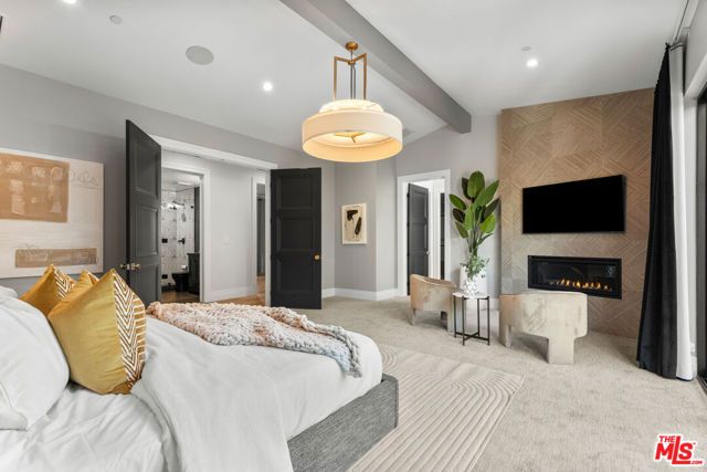 17401 Rancho Street, Encino (los Angeles), CA 91316