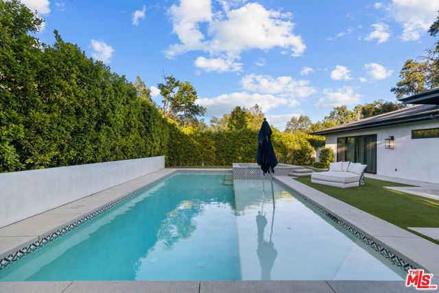 17401 Rancho Street, Encino (los Angeles), CA 91316