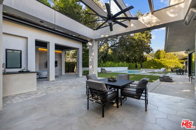 17401 Rancho Street, Encino (los Angeles), CA 91316