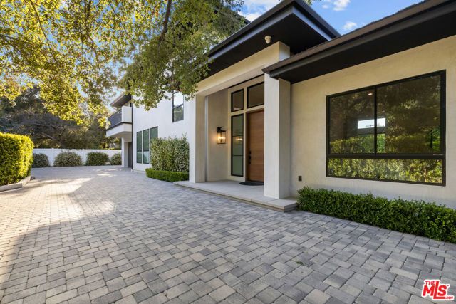 17401 Rancho Street, Encino (los Angeles), CA 91316