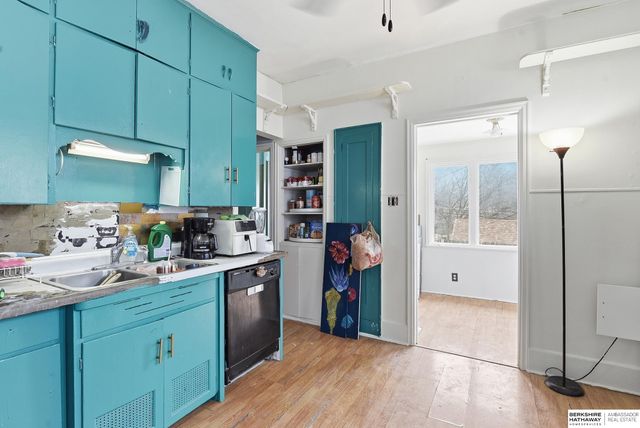 5641 S 22nd Street, Omaha, NE 68107