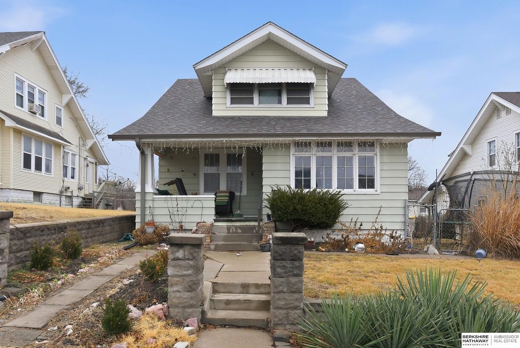 5641 S 22nd Street, Omaha, NE 68107