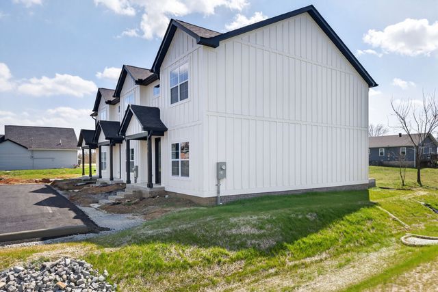 212 W Jere Whitson Rd, Cookeville, TN 38501