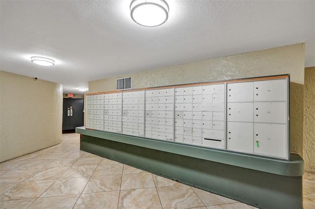 4222 Inverrary Boulevard, Lauderhill, FL 33319