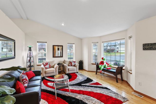 1025 N Olson Hill Ct, Medical Lake, WA 99022