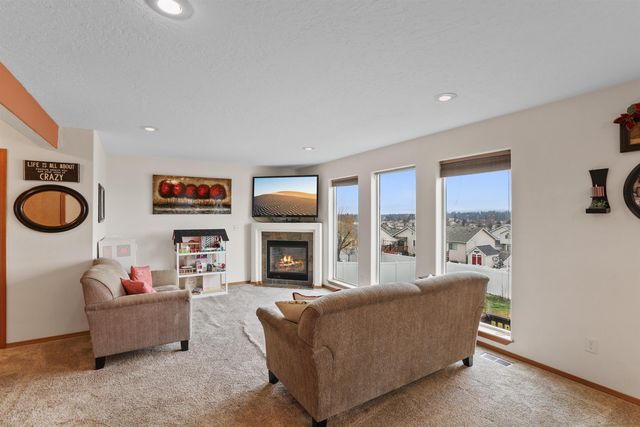 1025 N Olson Hill Ct, Medical Lake, WA 99022