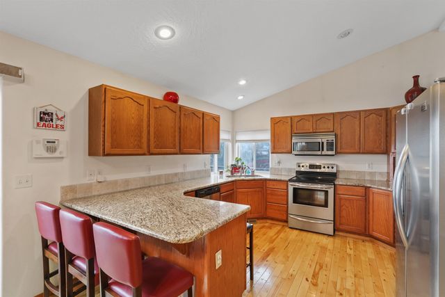 1025 N Olson Hill Ct, Medical Lake, WA 99022