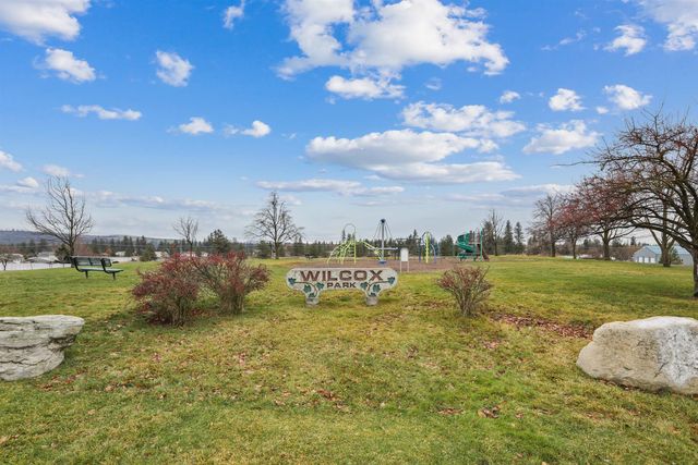 1025 N Olson Hill Ct, Medical Lake, WA 99022